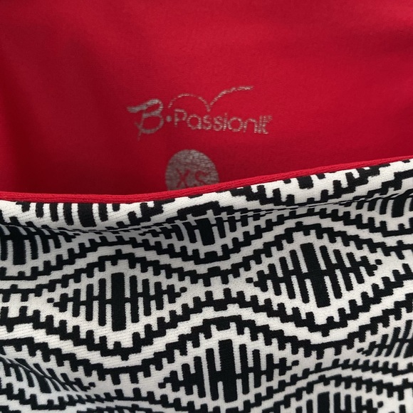 BPassionit “Geo Trellis” Print Breeze Skort Black White Red Size XS - Picture 5 of 5